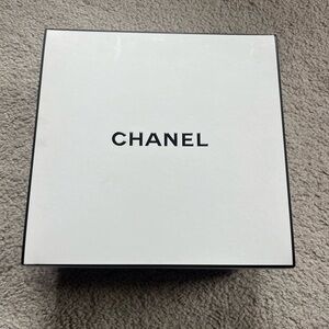 Chanel Box